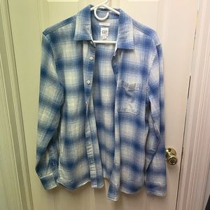 GAP Men's Long Sleeve Untucked Button Down Flannel Shirt Blue Ombre Plaid Sz Med